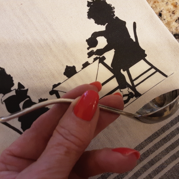 VINTAGE MADE IN ENGLAND SILVERPLATE SOUP SPOON, HALLMARKED SG ENGLAND, EPNSA1 - Picture 8 of 11